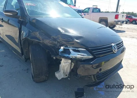 2013 Volkswagen Jetta 2.5L Se z USA, uszkodzony, nr VIN 3VWDP7AJ4DM402066